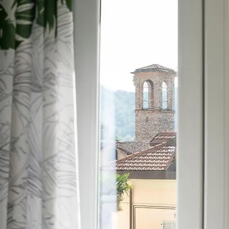 Modern In Historical District * Como